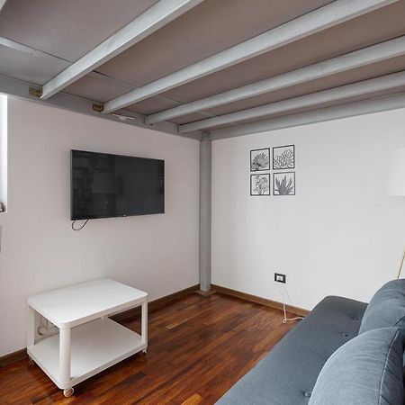 Guesthost - Cosy Apt Close To Piazza Insubria Milan Exterior photo